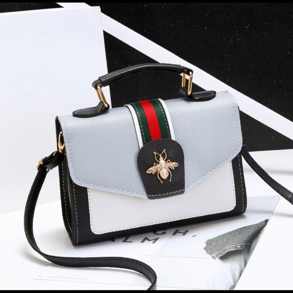 Purses - Picture 2 of 5